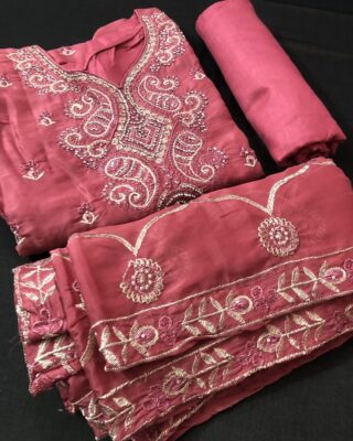 Gorgeous Shipon Slik Three-Piece - Image 6