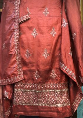 Gorgeous Three-piece - Image 4